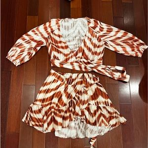 Banana Republic Skirt/ Long Sleeve Top Red/White